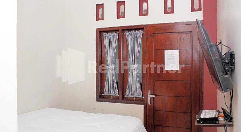 Hotel Baby Angel Dieng Mitra RedDoorz