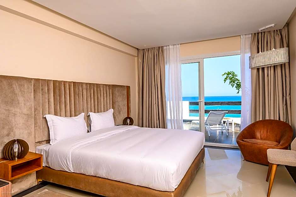 PLAYA DEL PACHA Suites Hotel