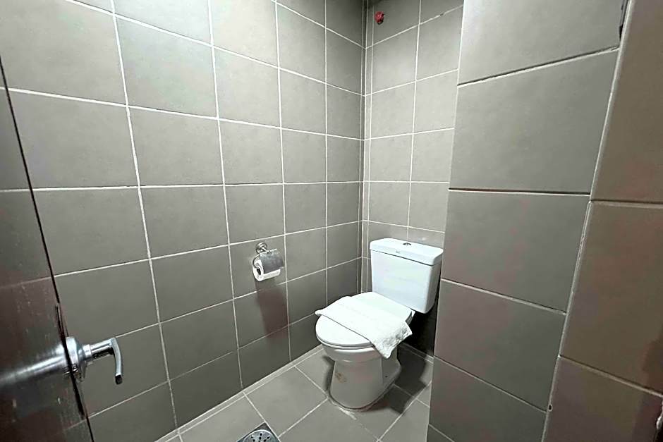 Belltower CSheLi Suites Bantay - Vigan