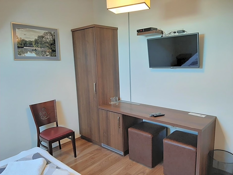 Viktória Lovas Panzió