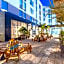 Aloft Jacksonville Tapestry Park