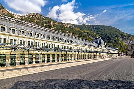 Canfranc Estación , a Royal Hideaway Hotel