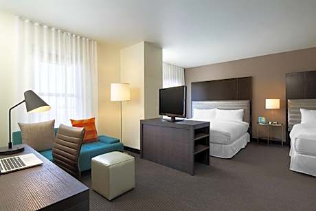 Suite, 1 King Bed