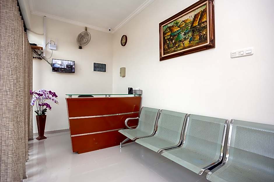 Hanna Residence near RSPI Puri Indah Mitra RedDoorz