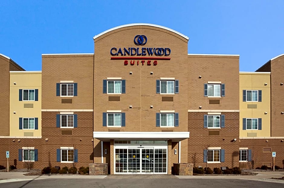 Candlewood Suites Milwaukee Airport - Oak Creek