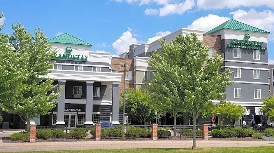 Grandstay Apple Valley