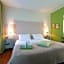 De La Pace- Sure Hotel Collection by Best Western