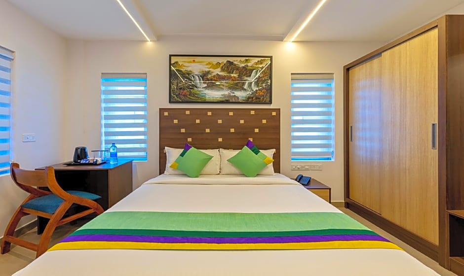 Treebo Trend vSaffron Regency 2.2 KM From Alleppey Backwaters