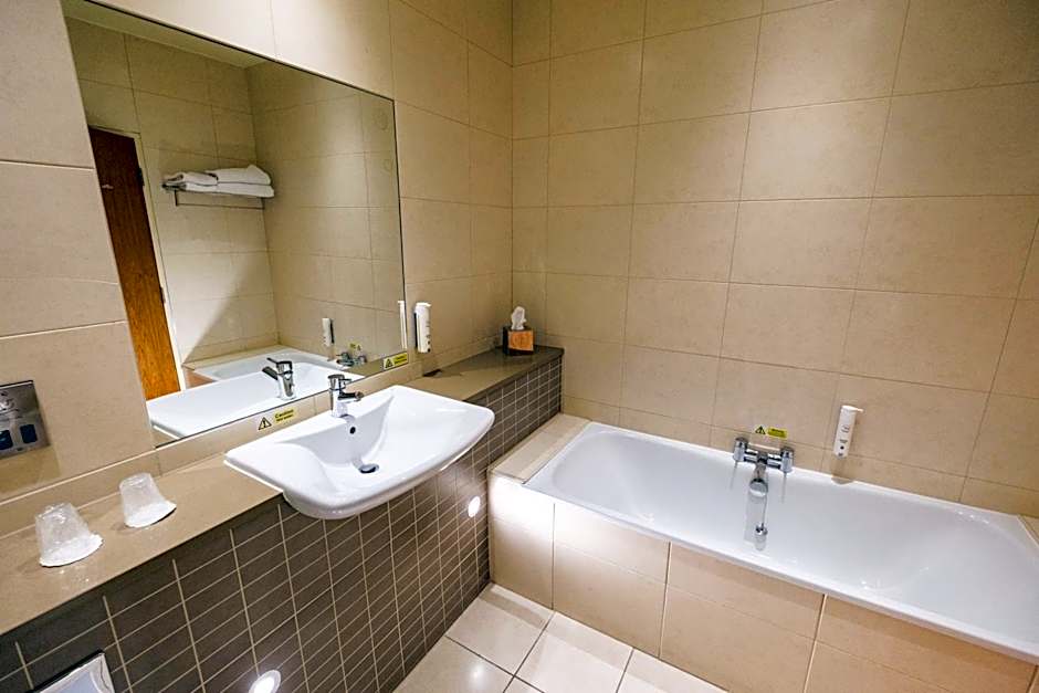 Farington Lodge Hotel