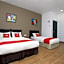 OYO 89915 EAST MOUNT HOTEL