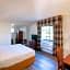 Studio City Court Yard Hotel