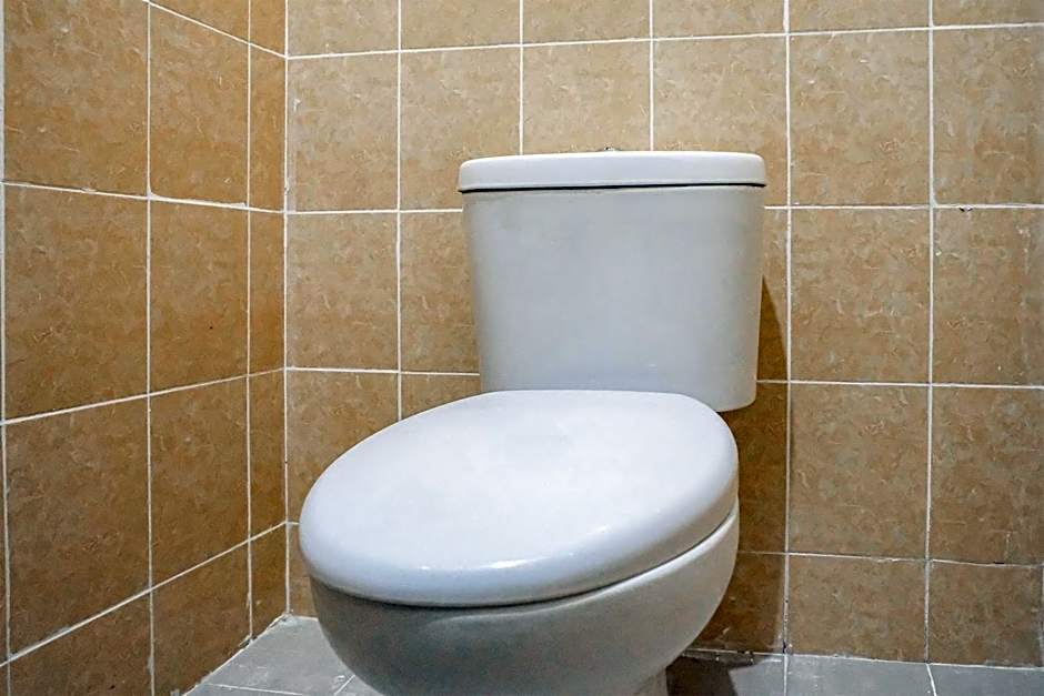 OYO 93332 Kharis Home Stay