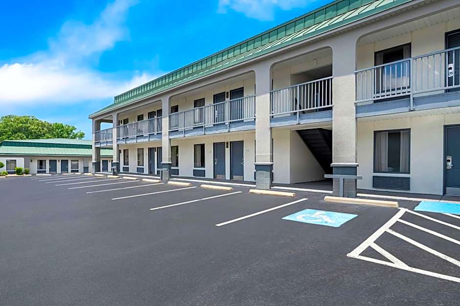 Quality Inn & Suites Monticello