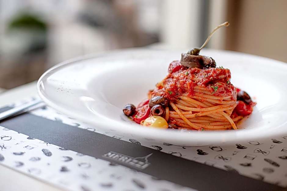 Eco Rooms&Breakfast Tirano