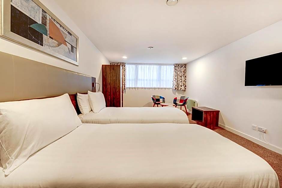 OYO Plymouth Central