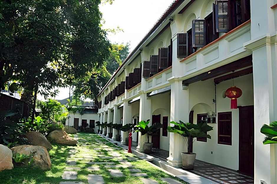 Muntri Grove Hotel