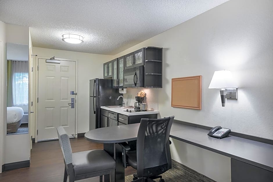 Candlewood Suites Lake Mary