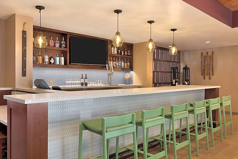 DoubleTree By Hilton Campbell - Pruneyard Plaza