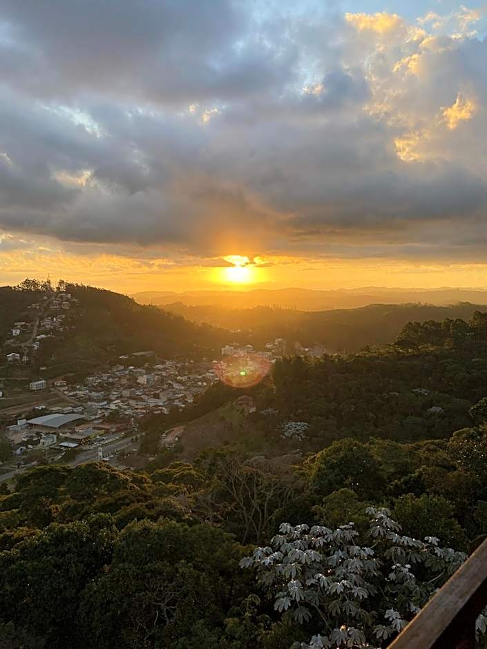 Flat Pedra Azul