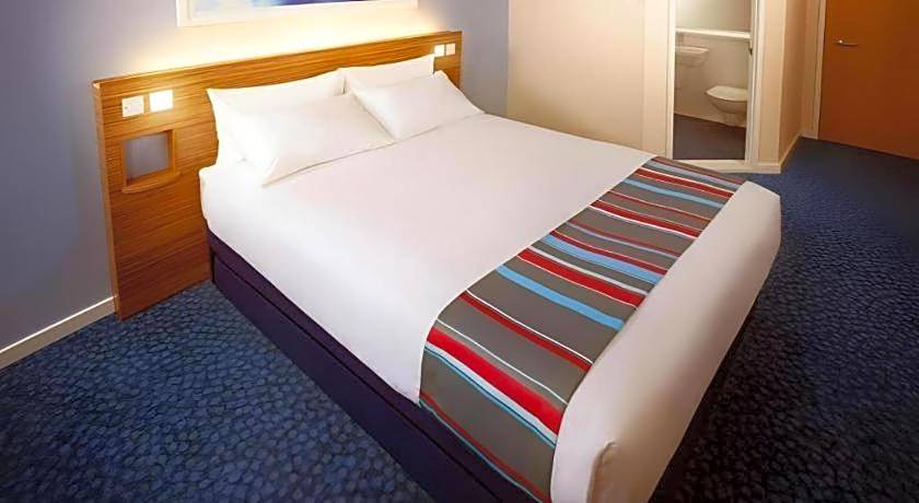 Travelodge Woking Central