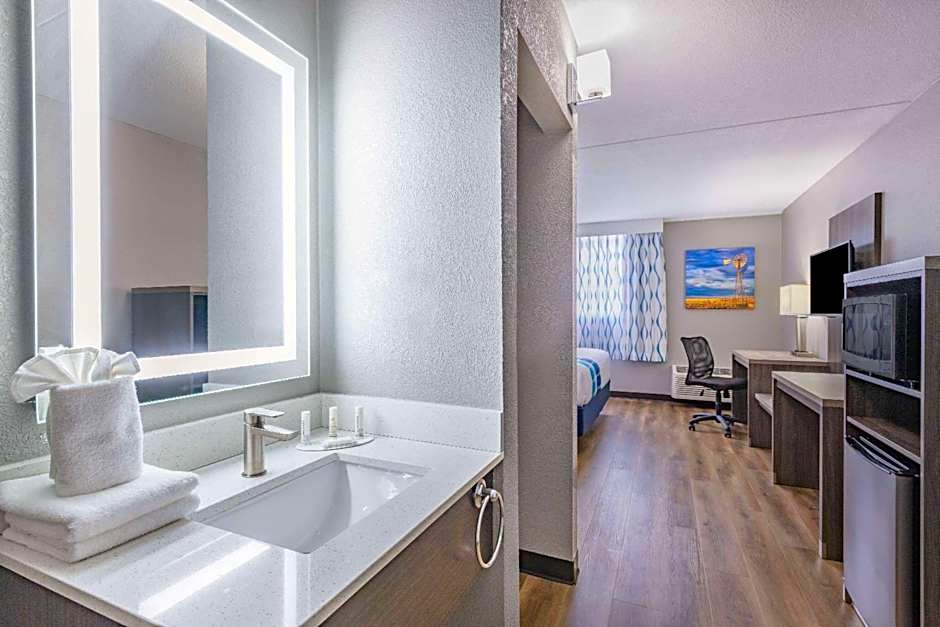 Wingate by Wyndham Wichita Airport