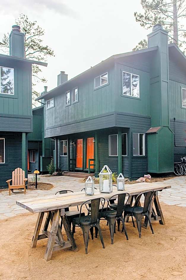 Noon Lodge