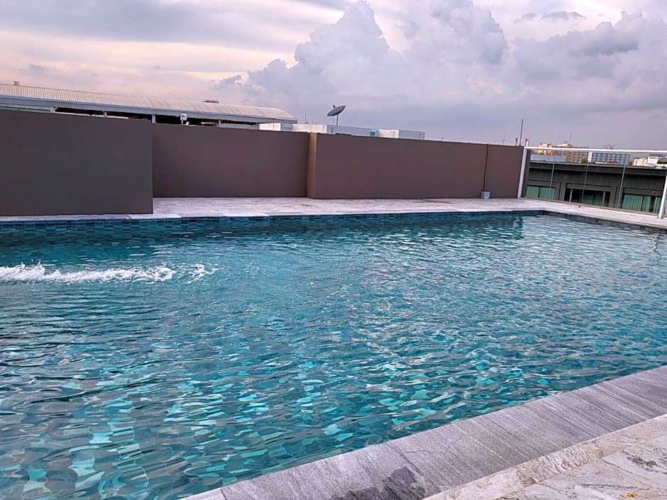 S3 Siam Bangkok Hotel