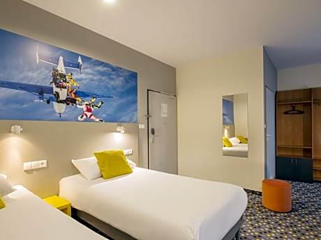 Standard Twin Room with Sofa Bed