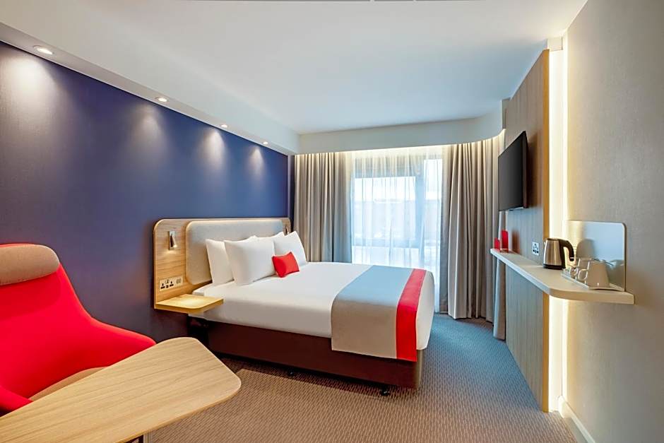 Holiday Inn Express - Cambridge West - Cambourne By IHG