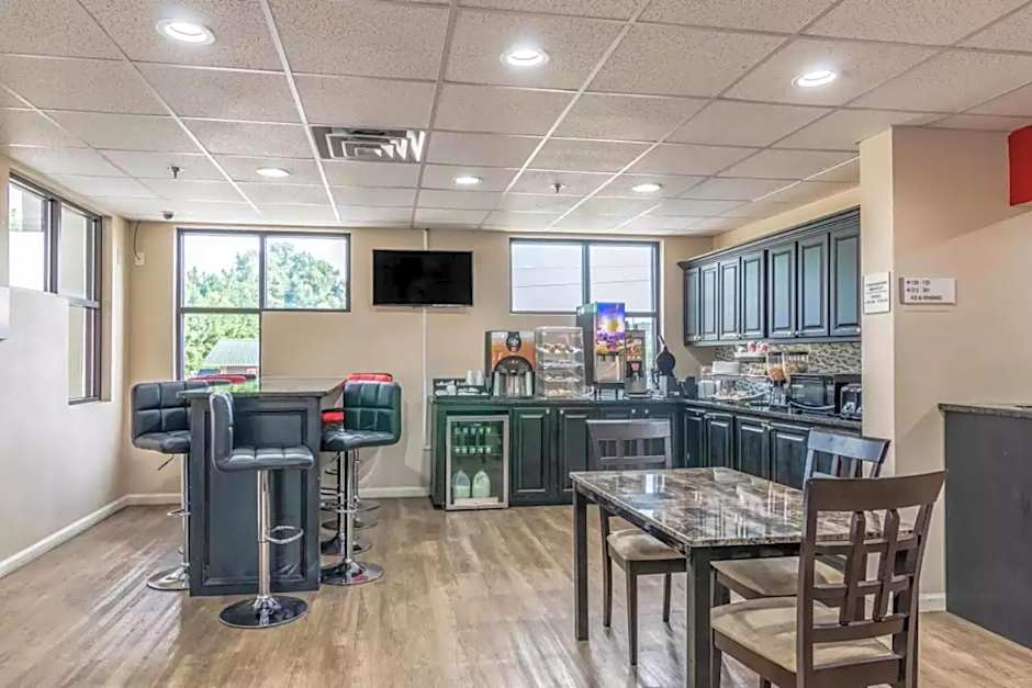 Americas Best Value Inn Opelika