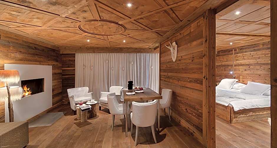 Hostellerie du Pas de l'Ours "Relais et Châteaux"