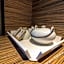 Yalkang Business Hotel (Guangzhou Zhujiang New Town Tancun Subway Station)