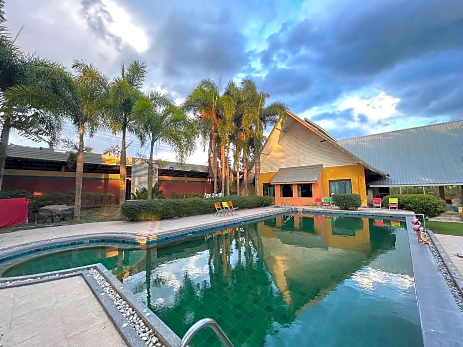 Petpumok Wangnamkhiao Hotel 