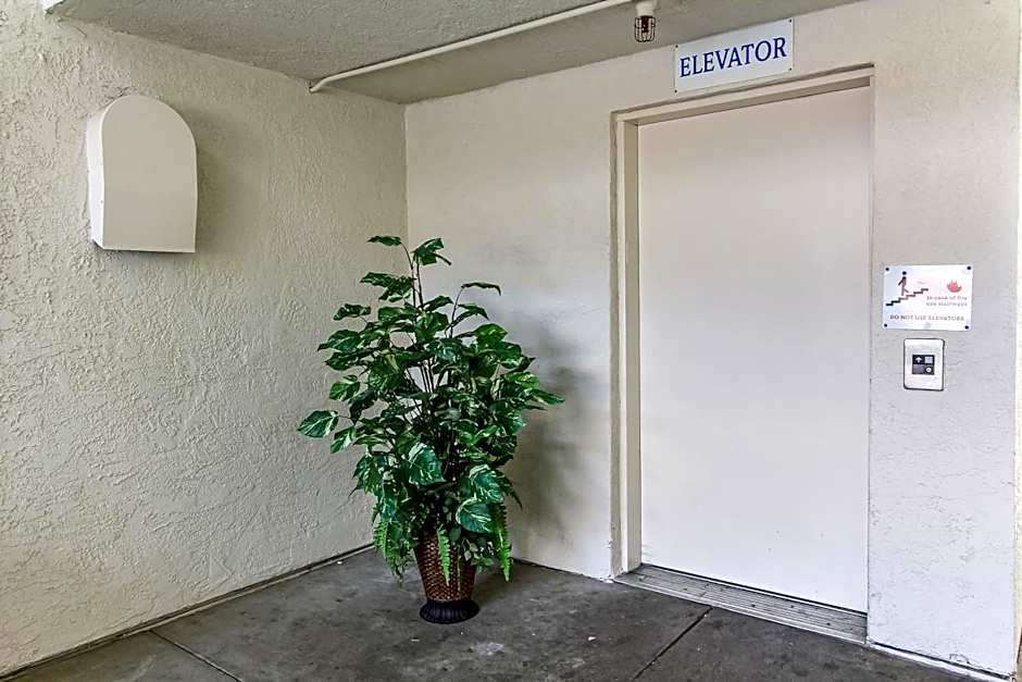 Motel 6-Watsonville, CA - Monterey Area