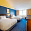 Fireside Inn & Suites Waterville