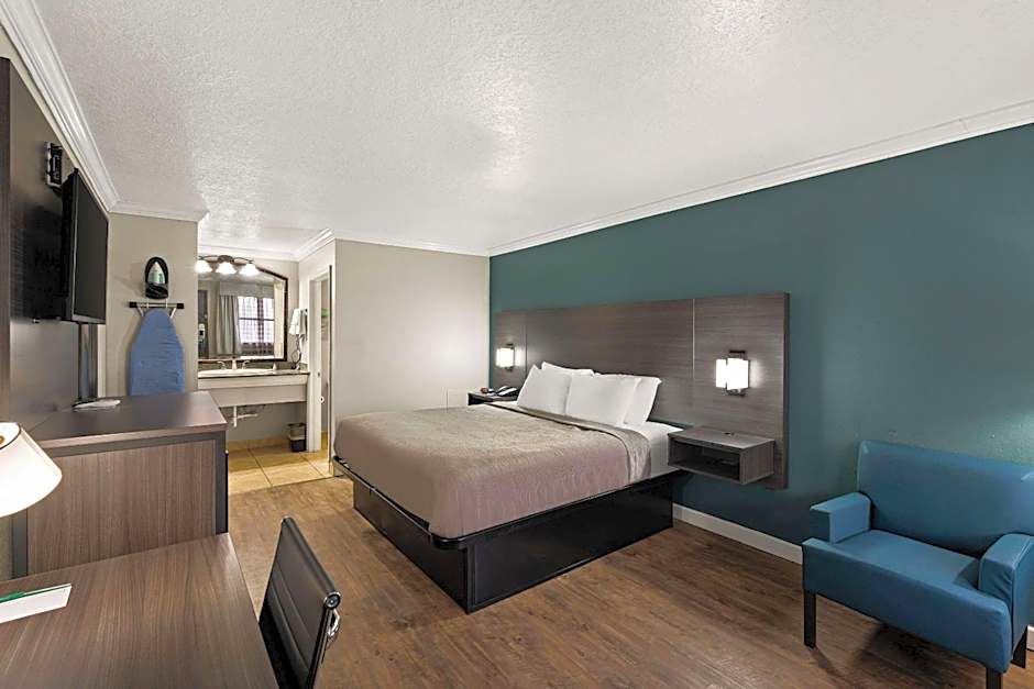 Quality Inn