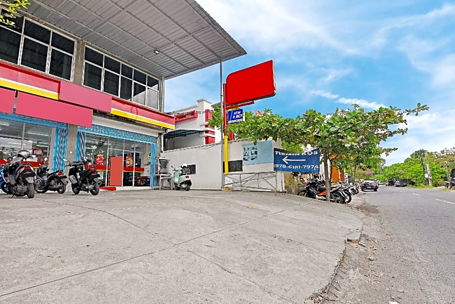 OYO 91351 87 Guest House