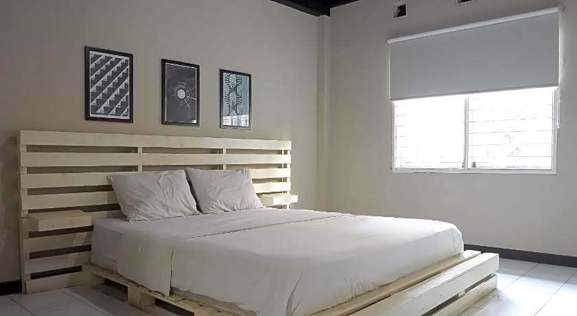 RedDoorz near Exit Toll Pasteur 5