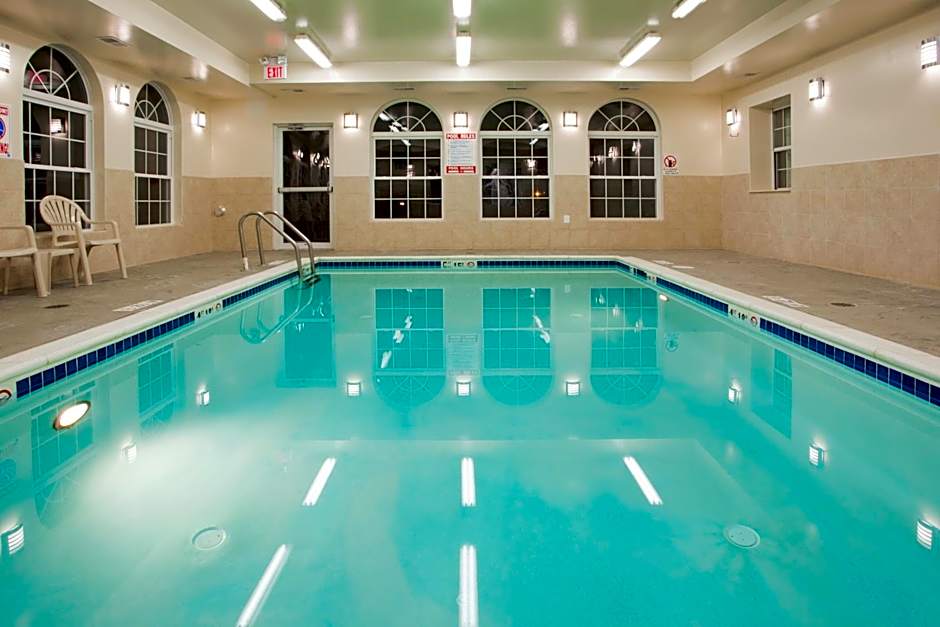 Holiday Inn Express Prince Frederick By IHG