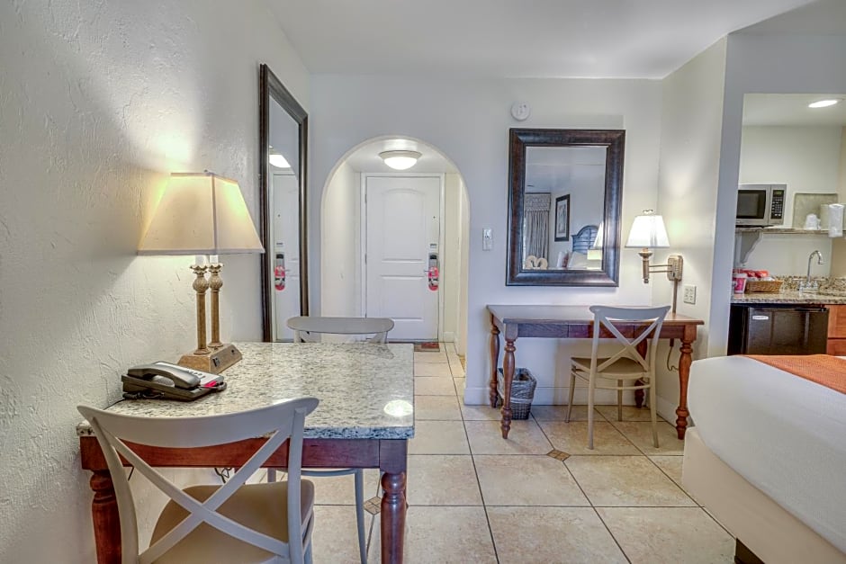 La Fiesta Ocean Inn And Suites