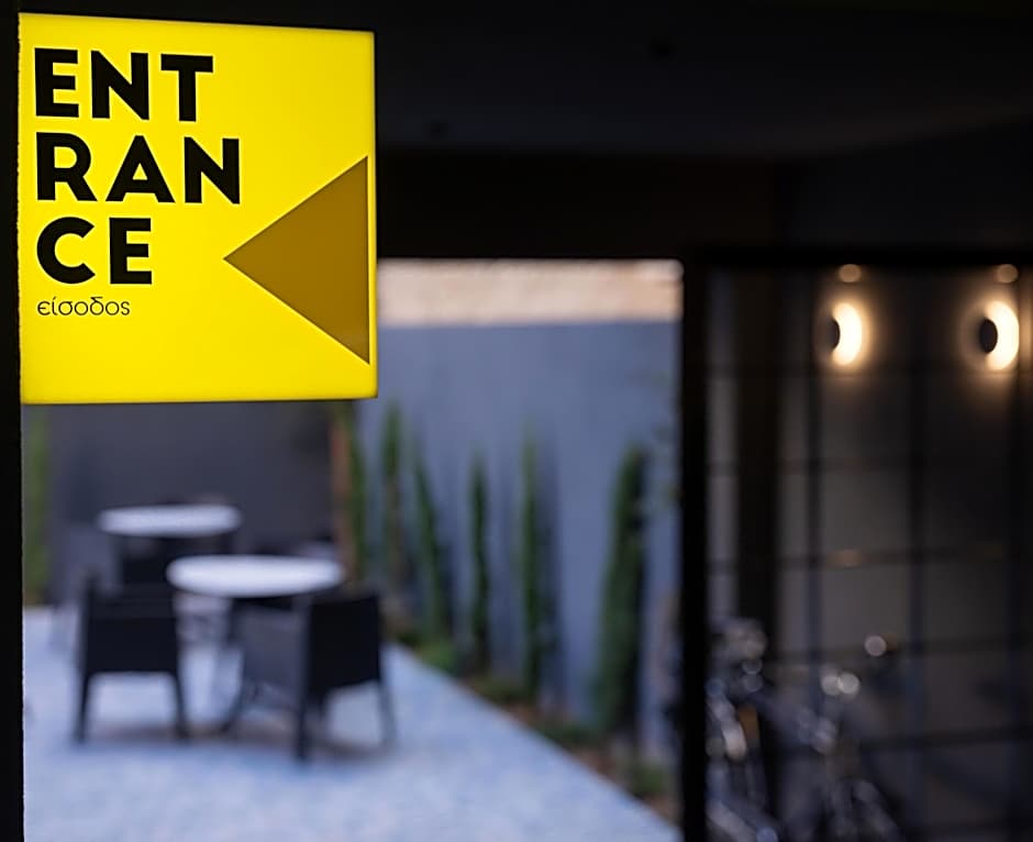 3 Pines Design Living