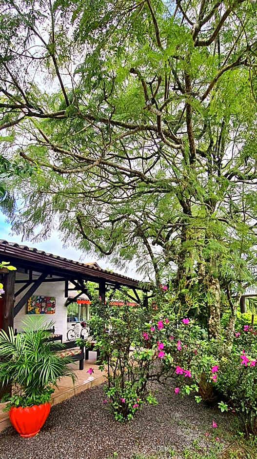 Pousada Areias do Embaú