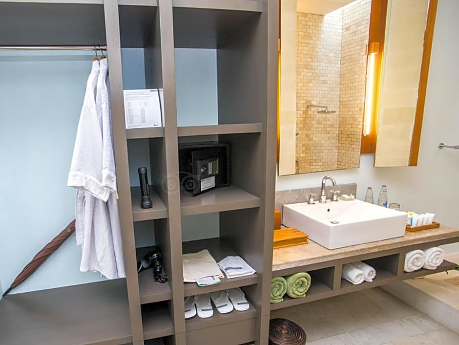 The Elysian Boutique Villa Hotel