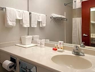 Ramada Limited Mount Sterling