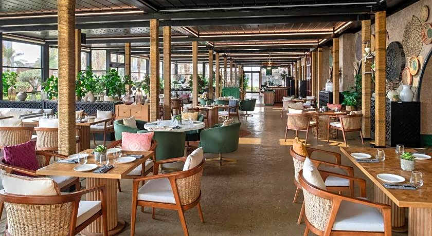 The St. Regis Marsa Arabia Island, The Pearl Qatar