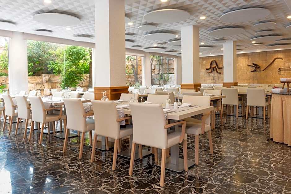 Valentin Reina Paguera - Adults Only