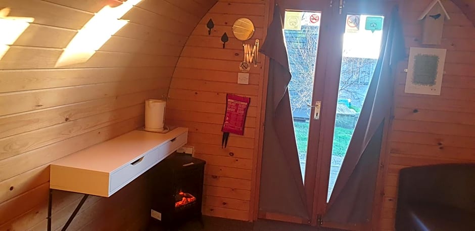 The Little Hide - Grown Up Glamping