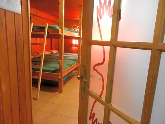 Albergue "El Aguila"