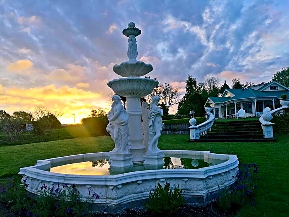 Country Villa Estate