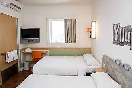 Standard Double Room with Two Double Beds